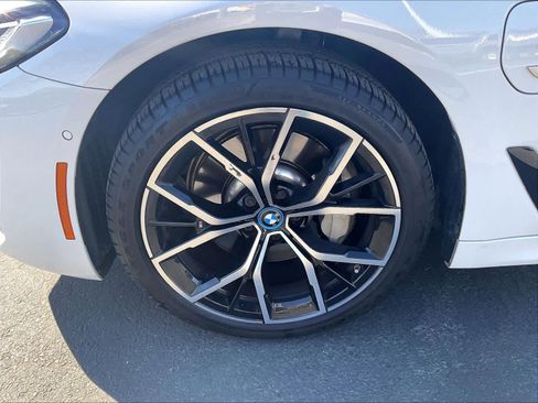 Used 2023 BMW 530e xDrive w/ M Sport Package image 12