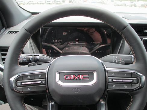 New 2026 GMC Terrain AT4 image 15