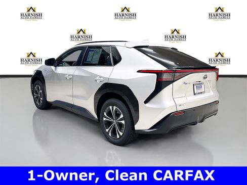 Used 2024 Toyota bZ4X XLE image 7
