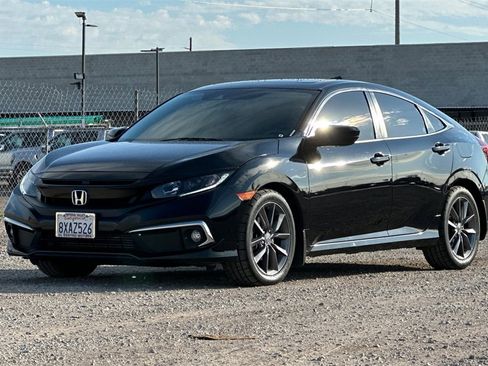 Used 2021 Honda Civic EX image 9