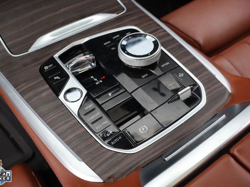 Used 2024 BMW X7 xDrive40i w/ Executive Package AWD/4WD image 20