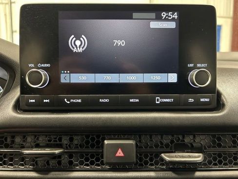 Certified 2024 Honda HR-V LX image 29
