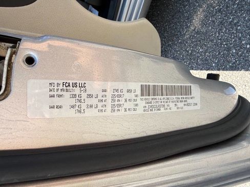 Used 2018 Dodge Grand Caravan SXT image 45