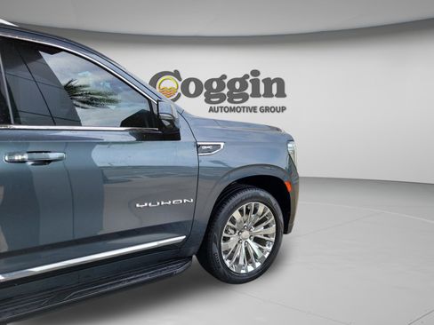 Used 2021 GMC Yukon SLT w/ SLT Premium Package AWD/4WD image 31