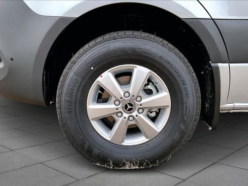 New 2026 Mercedes-Benz Sprinter 2500 image 9