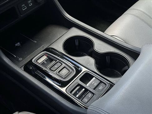Used 2023 Honda Pilot EX-L image 16