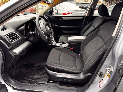 Used 2019 Subaru Outback 2.5i Premium w/ Protection Package #1 AWD/4WD image 9