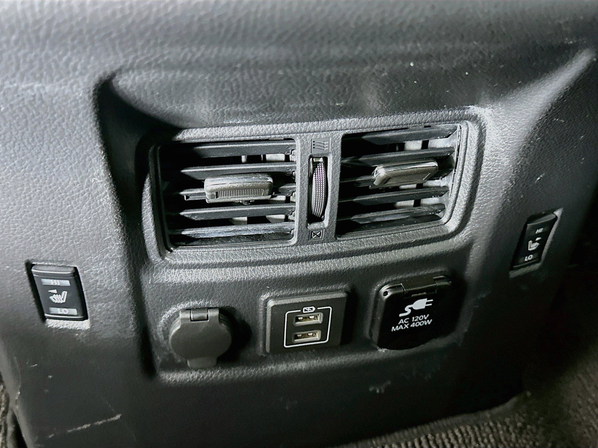 Used 2023 Nissan Titan PRO-4X w/ Pro-4x Convenience Package AWD/4WD image 27