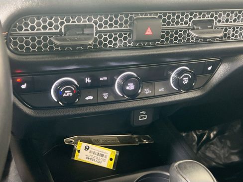 Used 2023 Honda HR-V Sport image 15