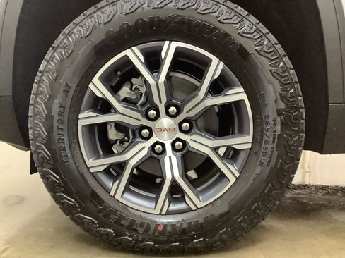 New 2026 GMC Acadia AT4 w/ LPO, All-Weather Package image 28
