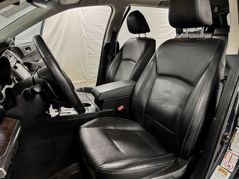 Used 2017 Subaru Outback 2.5i Limited image 8