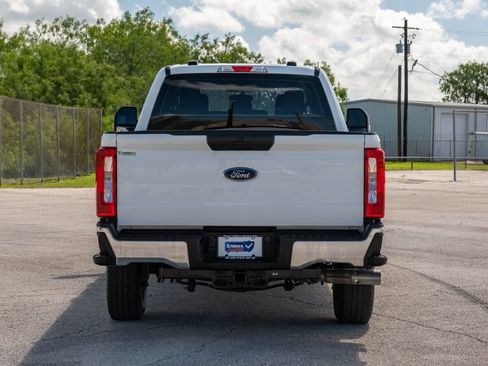 Certified 2025 Ford F250 XL AWD/4WD image 8