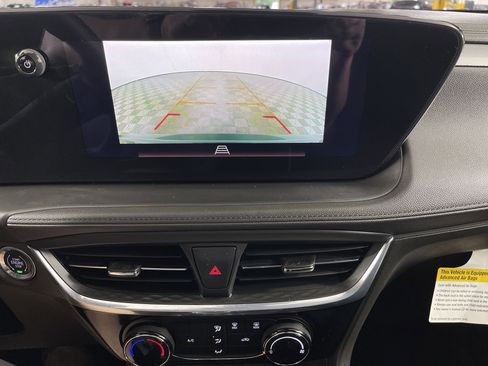Used 2025 Buick Encore GX Sport Touring image 22