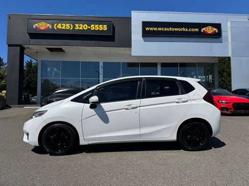 Used 2016 Honda Fit LX image 2