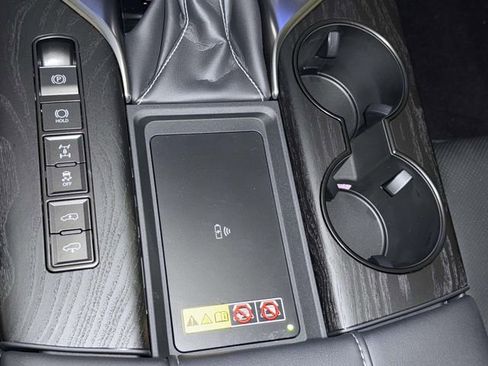 New 2025 Lexus LX 600 4WD w/ Luxury Package image 17