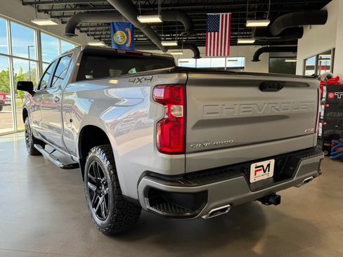 Used 2023 Chevrolet Silverado 1500 RST AWD/4WD image 5