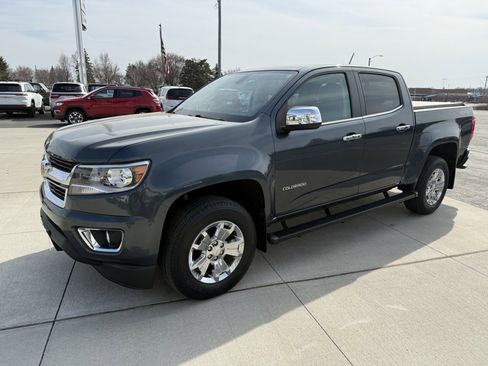 Used 2019 Chevrolet Colorado LT w/ Luxury Package, Chrome image 4