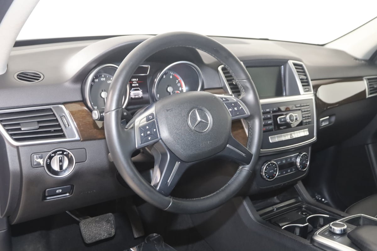 Used 2015 Mercedes-Benz ML 350 4MATIC image 6