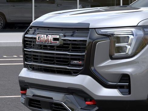 New 2027 GMC Terrain AT4 w/ Technology Package II AWD/4WD image 13