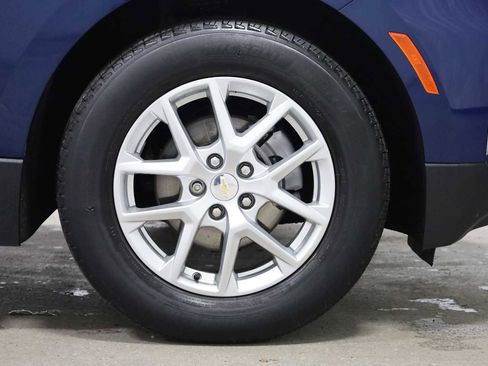 Used 2022 Chevrolet Equinox LT image 12