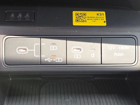 New 2026 Hyundai Kona SEL Premium AWD/4WD image 9