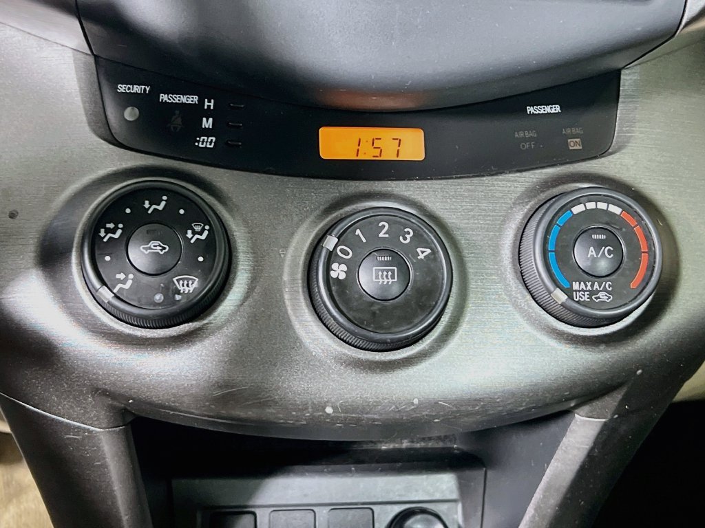 Used 2012 Toyota RAV4 FWD w/ Value Pkg image 24