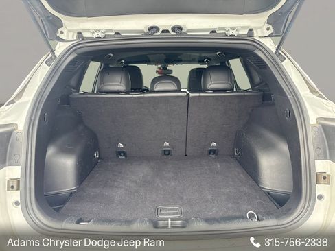 Used 2025 Jeep Compass Limited AWD/4WD image 9