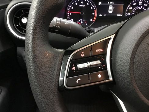 Used 2024 Kia Forte LXS image 32