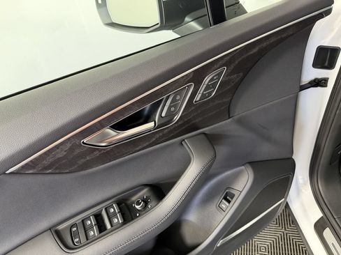 Used 2023 Audi Q7 2.0T Premium Plus AWD/4WD image 43