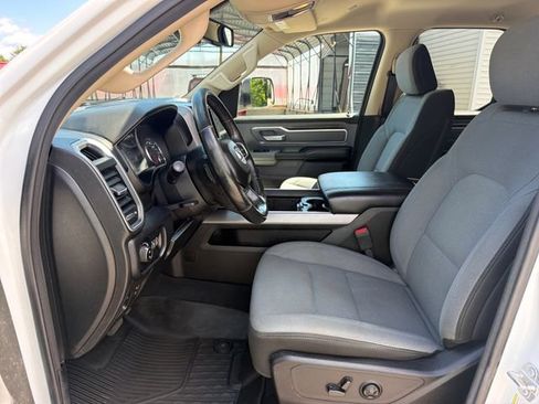 Used 2019 RAM 1500 Big Horn AWD/4WD image 11