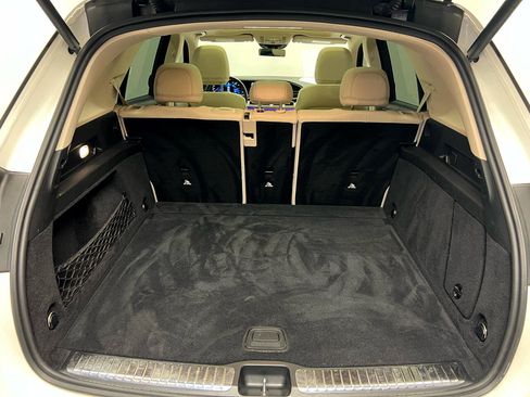 Used 2022 Mercedes-Benz GLE 350 4MATIC w/ AMG Line Exterior image 34