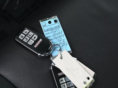 Used 2024 Honda Odyssey EX-L image 19