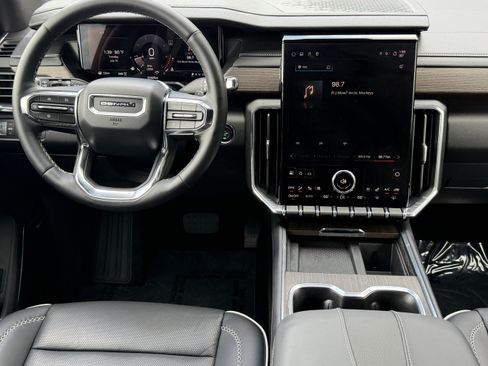 Used 2025 GMC Acadia Denali w/ LPO, Floor Liner Package AWD/4WD image 24