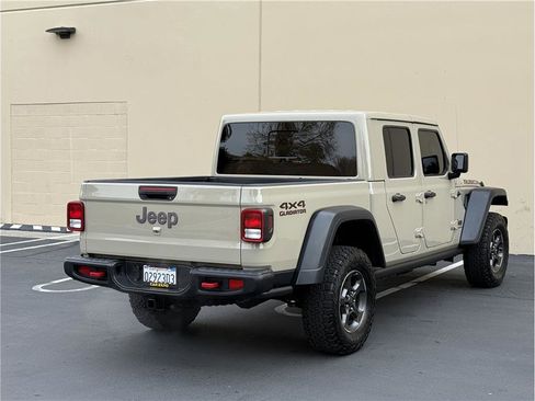 Used 2020 Jeep Gladiator Rubicon w/ Trailer Tow Package image 7