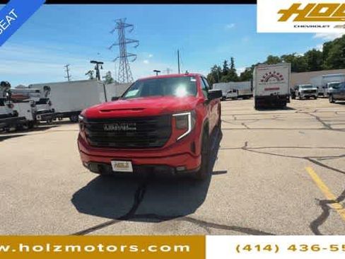 Certified 2024 GMC Sierra 1500 Elevation w/ LPO, Elevation Black Package AWD/4WD image 6