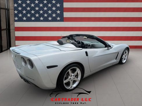 Used 2006 Chevrolet Corvette Convertible w/ Preferred Equipment Group RWD image 6