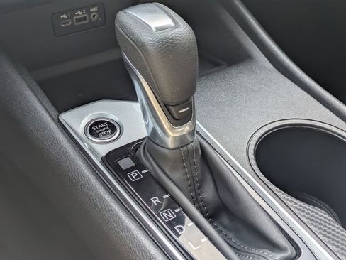 Used 2025 Nissan Altima 2.5 SV image 17