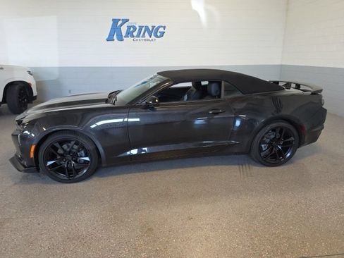 Used 2024 Chevrolet Camaro LT RWD image 4