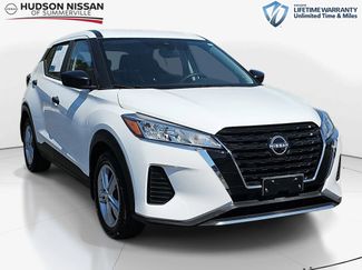 Used 2022 Nissan Kicks S 360° Tour