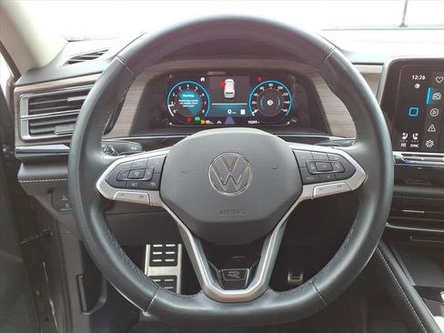 Used 2024 Volkswagen Atlas SEL Premium R-Line image 18