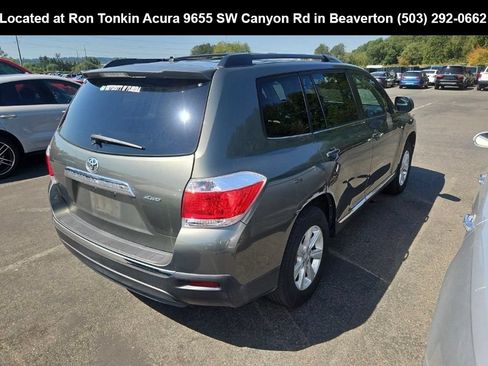 Used 2012 Toyota Highlander SE w/ Tow Pkg AWD/4WD image 5