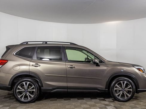 Used 2021 Subaru Forester Limited image 16