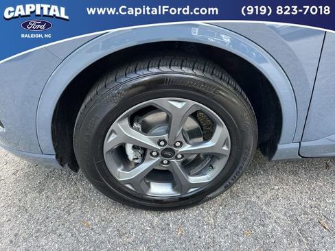 Certified 2024 Ford Escape ST-Line w/ Tech Pack #1 AWD/4WD image 13