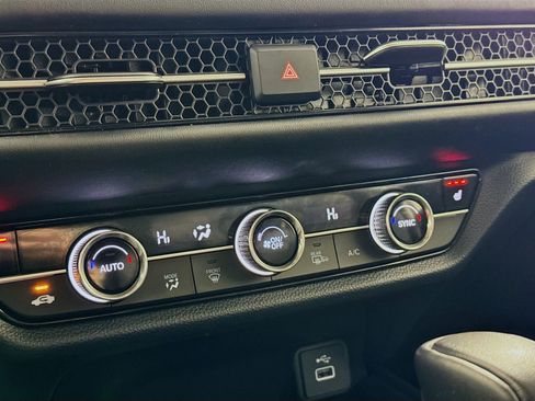 Used 2025 Honda HR-V EX-L image 9