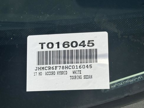 Used 2017 Honda Accord Touring image 14