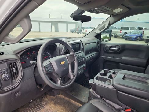 Used 2021 Chevrolet Silverado 1500 W/T RWD image 11
