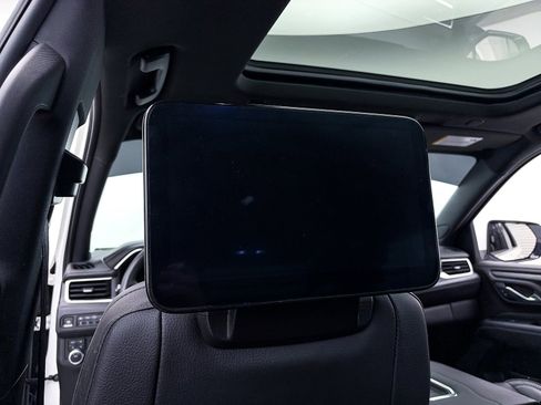 Used 2024 GMC Yukon Denali w/ Advanced Technology Package image 25