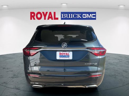 Used 2018 Buick Enclave Premium image 6