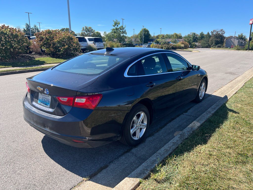 Used 2022 Chevrolet Malibu LS FWD image 3