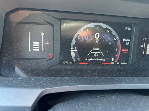 Used 2024 Toyota Tacoma SR5 AWD/4WD image 10